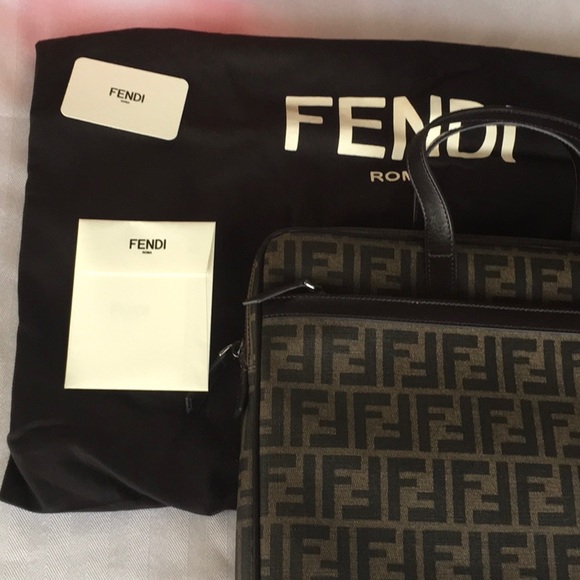 NEW Fendi Laptop Bag - Picture 4 of 7